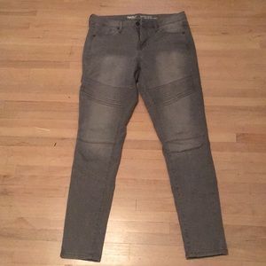 Mossimo mid-rise gray skinny jeans